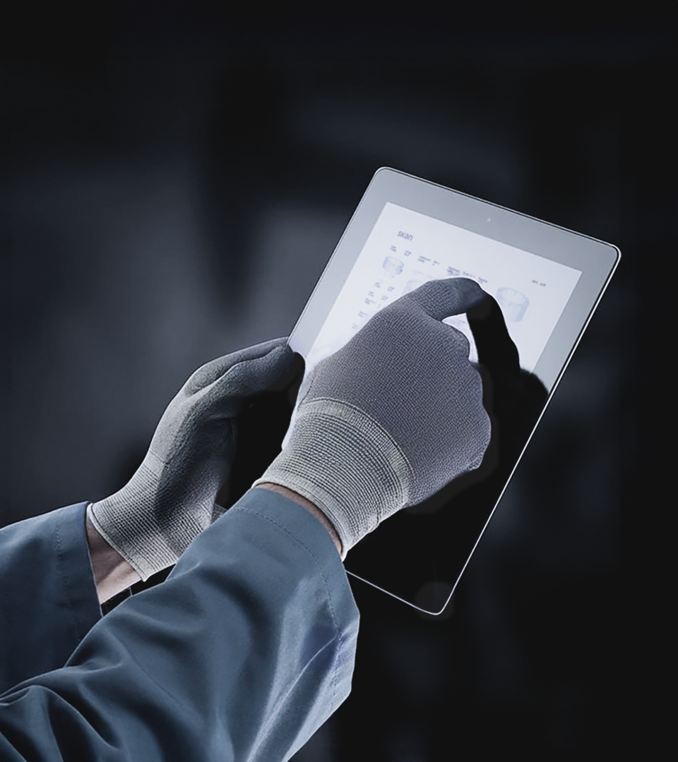skan_touchscreen_hand